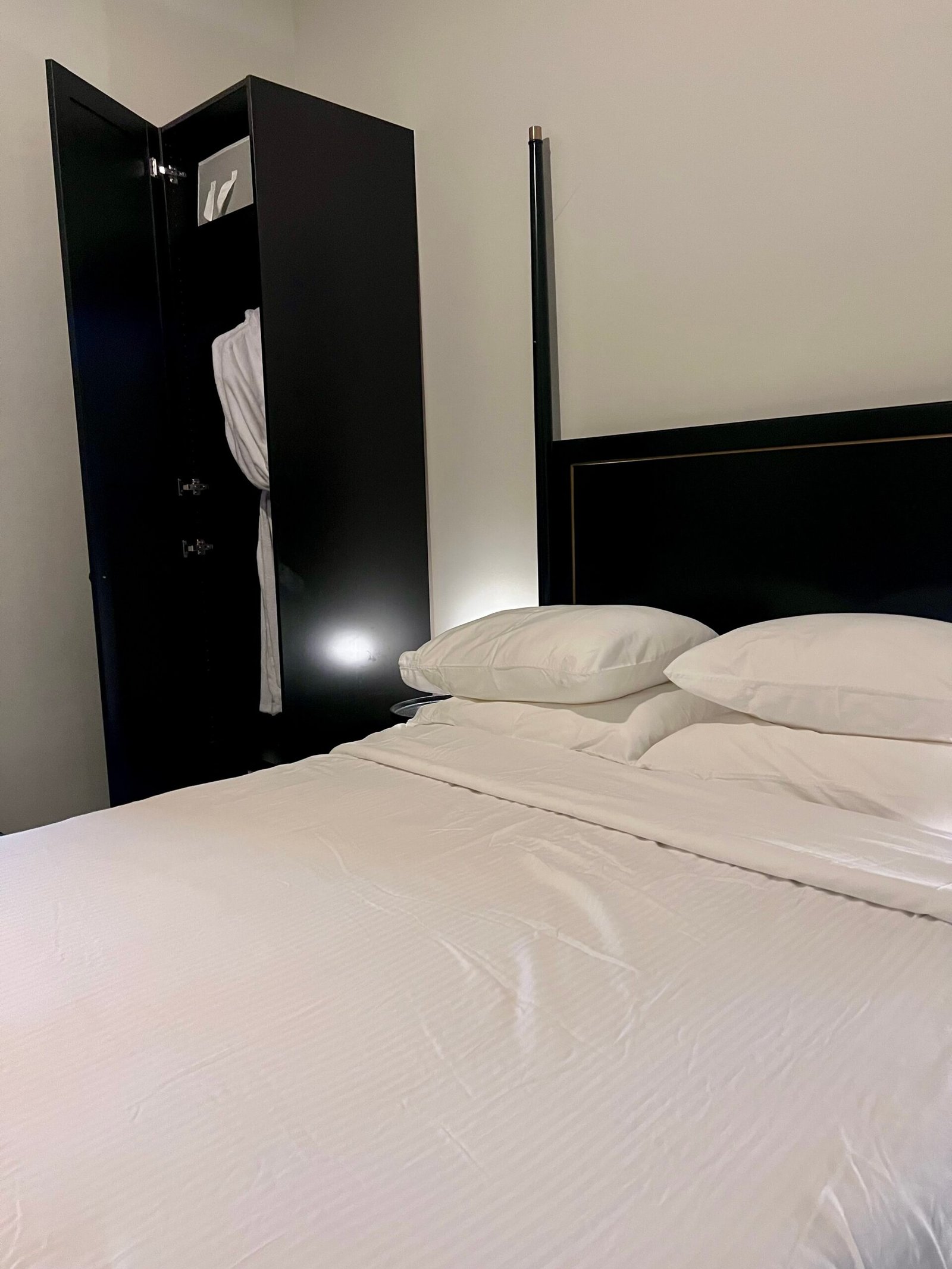 Premium Queen Room at Rosemount Inn