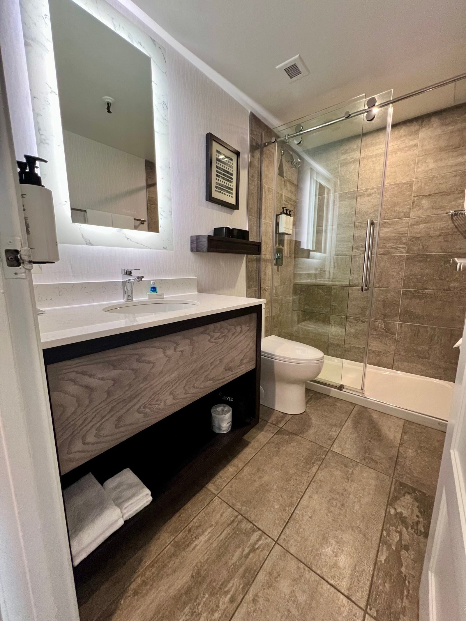 Crowne Plaza Moncton Review: Is This the Best Hotel in Downtown Moncton? img 8681