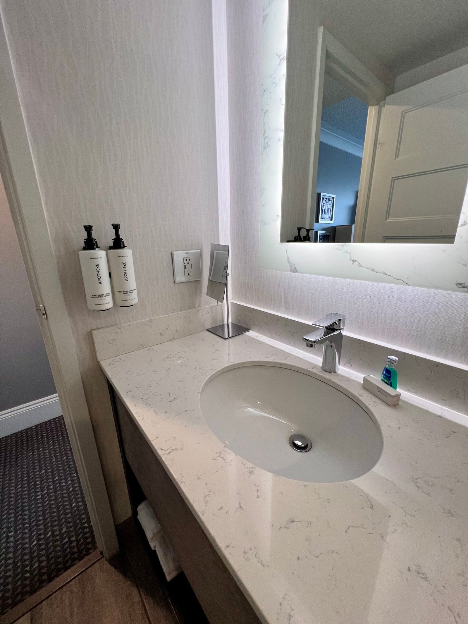 Crowne Plaza Moncton Review: Is This the Best Hotel in Downtown Moncton? img 8683