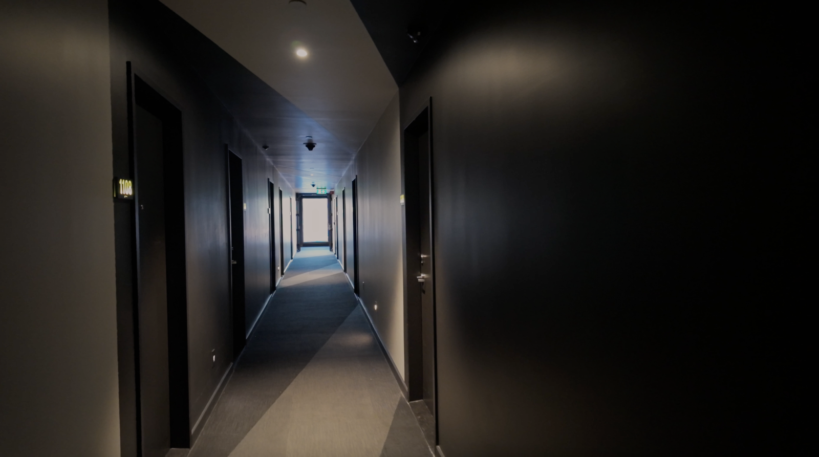 Hotel Monville Montreal Review: The 269-Room Formula Behind an Urban Hotel Amenities at Hotel Monvlle